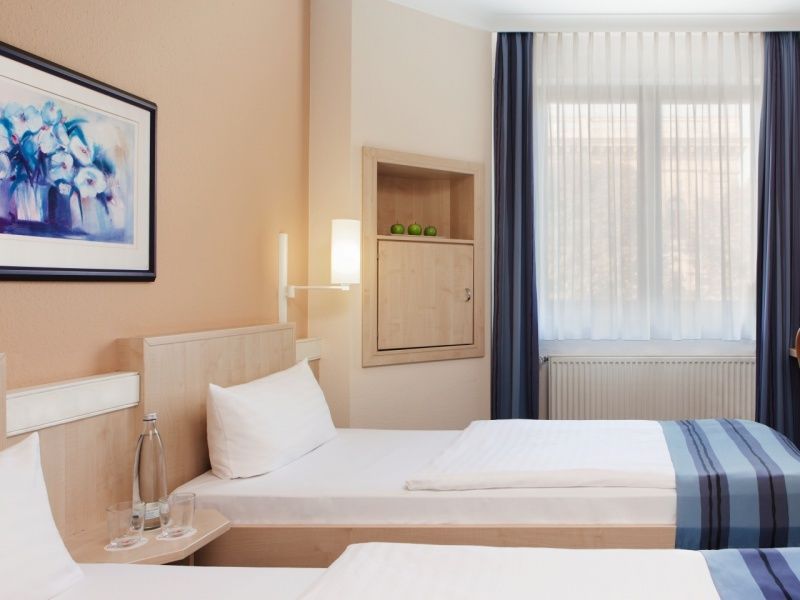 Hotel Intercityhotel 4*