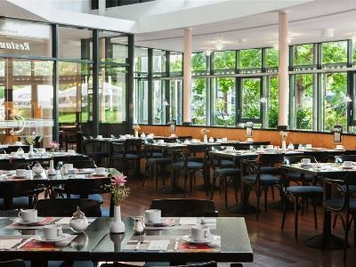 Hotel Intercityhotel 4*